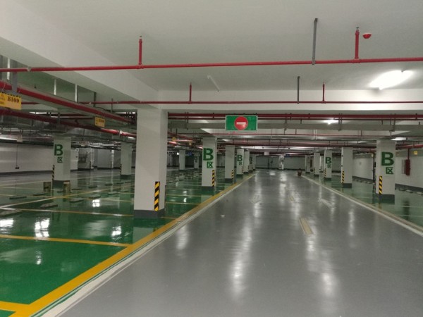 房地产商黄总推荐的广东停车场地坪漆厂家是哪家？