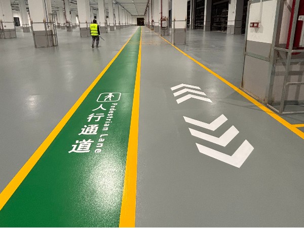 铝材车间地坪漆怎么选？从超耐磨地坪漆到标识，打造车间5S标准目视化